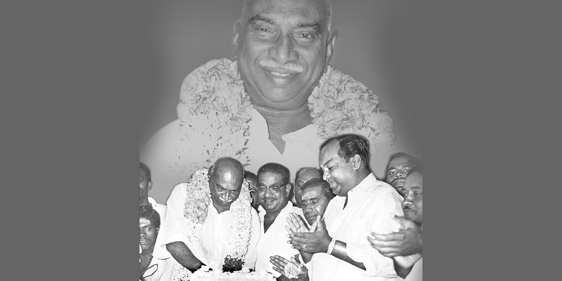 பெருந்தலைவர் புகழ்பாடிய கவியரசர்!