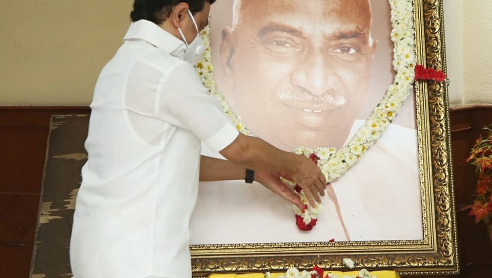 ஆதியின்  பதில்கள்