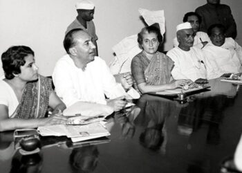 வங்கிகள்  தேசியமயம்: சுகமும் சுமையுமான 50 ஆண்டு பயணம்