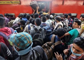 குதிரை வேகமெடுக்கும் கொரோனா!        கடிவாளம் போடப்படுமா?