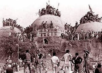 1992  பாபர் மசூதி இடிப்பு: இதுவரை வெளிவராத புகைப் படங்கள்