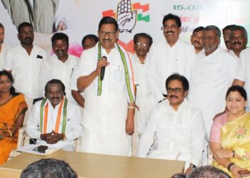 காங்கிரஸ் கொள்ளகைகள் மீது உறுதியான பற்று கொண்டவர் குஷ்பூ! பா.ஜ.க.வில் சேருவார் என்பது மிகப் பெரிய நகைச்சுவை!