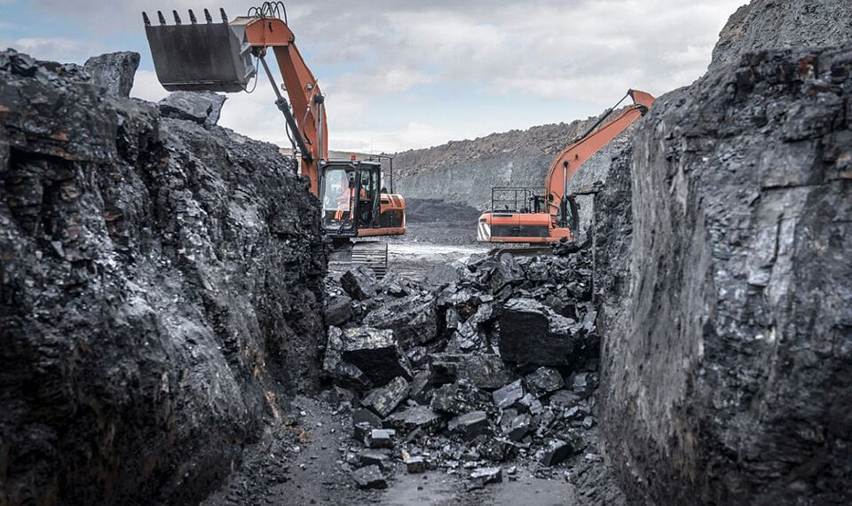 நிலக்கரி சுரங்க ஏலம்: மாநிலங்கள் முகத்தில் ‘கரி’  பூசிய மோடி அரசு