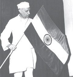 தேசியக் கொடி உருவாக்கம் − 1947