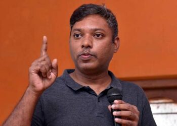 மக்களின் ஐஏஎஸ் அதிகாரி சசிகாந்த் செந்தில்: பா.ஜ.க.வை எதிர்த்து பதவியை தூக்கி எறிந்தவர்