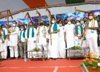 தமிழக முழுவதும் ஏர் கலப்பை பேரணி! வாருங்கள் கை கோர்ப்போம்! விவசாயிகளை பாதுகாப்போம்! கோவை மாநாடு அறைகூவல்!