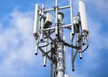 கொரோனா பாதிப்பிலும் ரூ. 2,000 கோடி பாரத்நெட் டெண்டர் முறைகேடு வெட்கக்கேடானது: ஓய்வுபெற்ற ஐஏஎஸ் அதிகாரி தேவசகாயம்