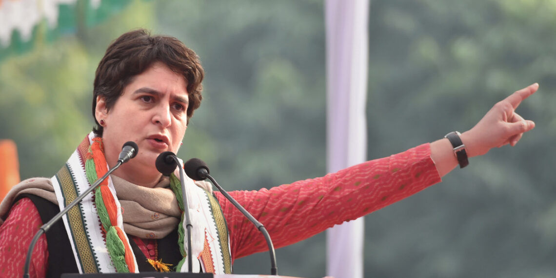 விவசாயிகள் குரல்வளையை நெறிப்பதா? : மோடி அரசுக்குப் பிரியங்கா காந்தி கண்டனம்