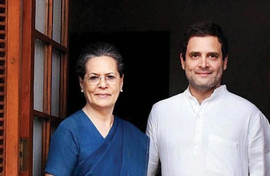 19 ஆண்டு அரசியல் பயணம் : ஆணாதிக்க சமுதாயத்தில் சாதனை படைத்த சோனியா காந்தி