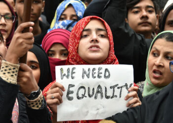 குடியுரிமை திருத்தச் சட்டத்தை எதிர்த்து 140 வழக்குகள்; ஓராண்டாக தாமதமாகும் உச்ச நீதிமன்ற விசாரணை