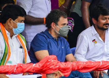 தமிழ் உணர்வையும், தமிழர் கலாச்சாரத்தையும் நசுக்க நினைப்பது நாட்டுக்குச் செய்யும் கேடு : பா.ஜ.க.வுக்கு ராகுல் காந்தி எச்சரிக்கை