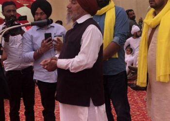 விவசாய சட்டங்களை திரும்பப் பெற பிரதமர் முடிவு செய்தபோது அம்பானியும் அதானியும் தடுத்தனர் : பாரதிய கிஸான் சங்க தலைவர் அதிர்ச்சி தகவல்